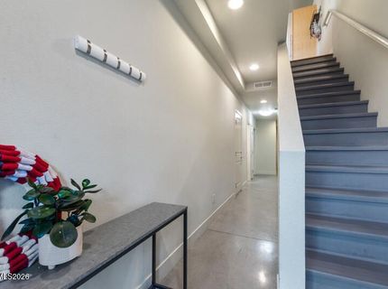 374 State Street, Reno, NV 89501 Photo