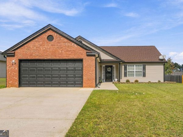 255 Galway Lane, Hampton, GA 30228