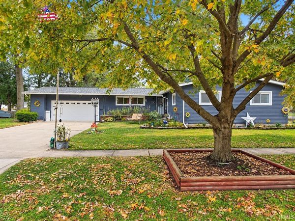 706 Delamatyr Street, Knox, IN 46534
