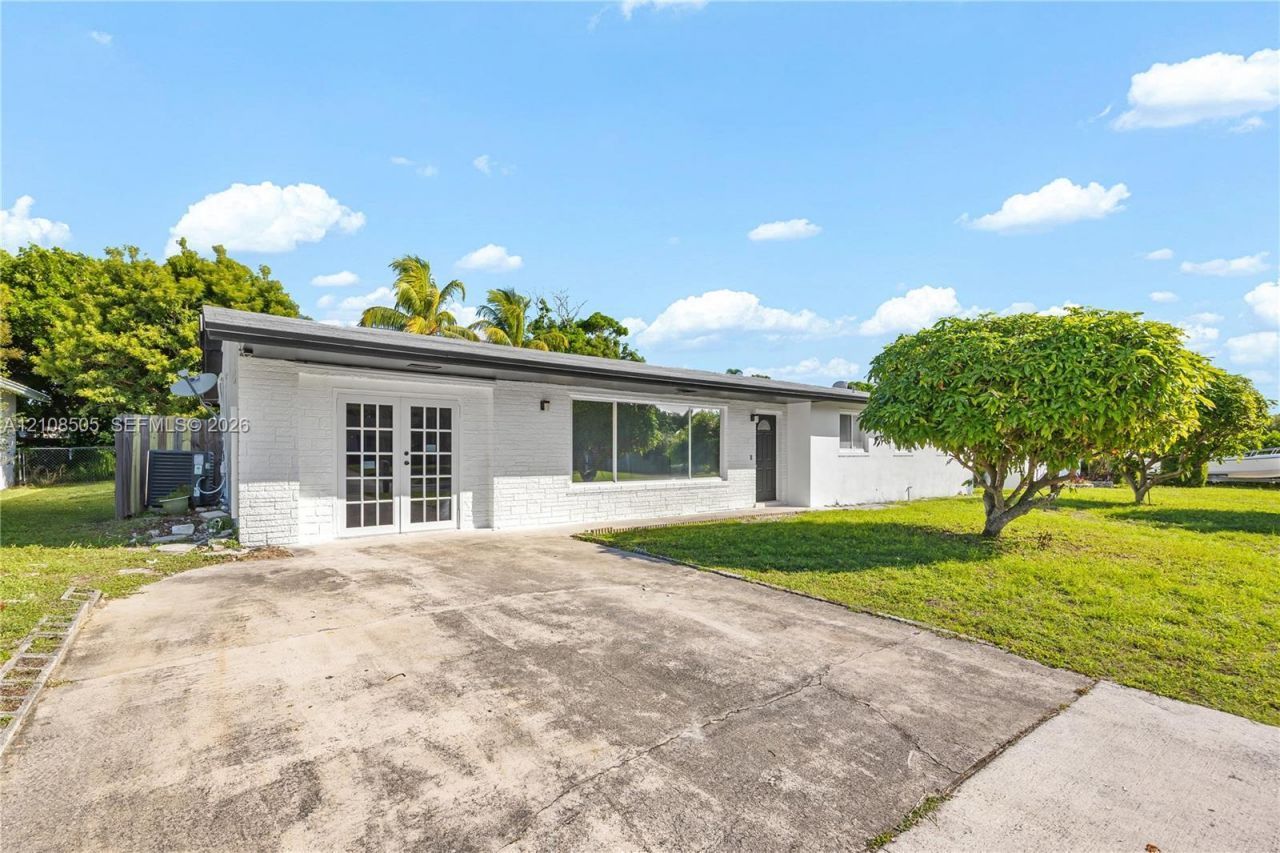 227 SW 13th Ave , Boynton Beach, FL 33435 Photo