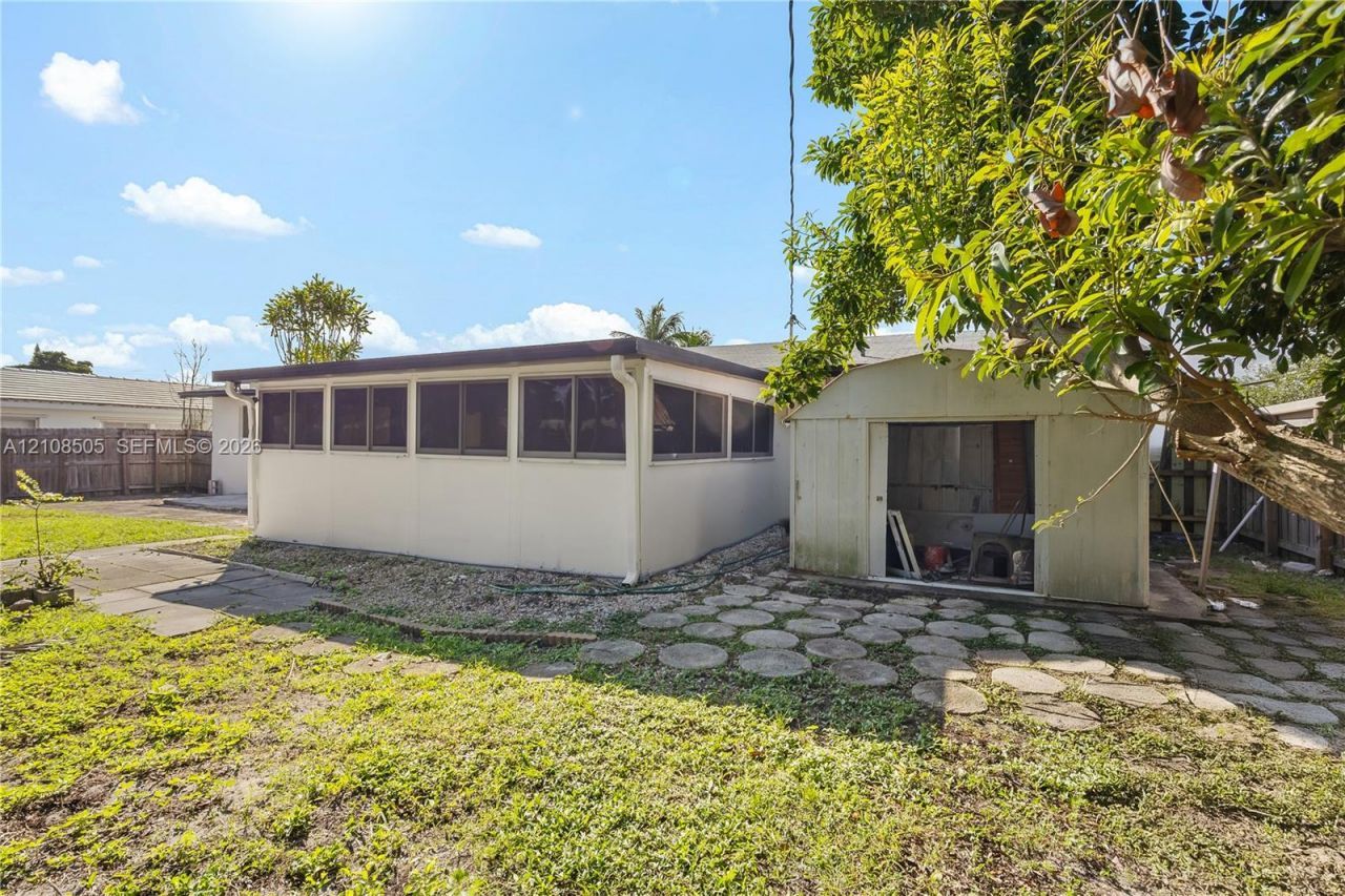 227 SW 13th Ave , Boynton Beach, FL 33435 Photo