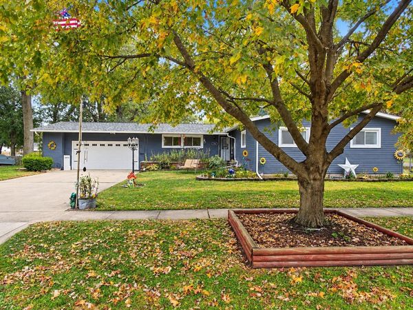 706 Delamatyr Street, Knox, IN 46534