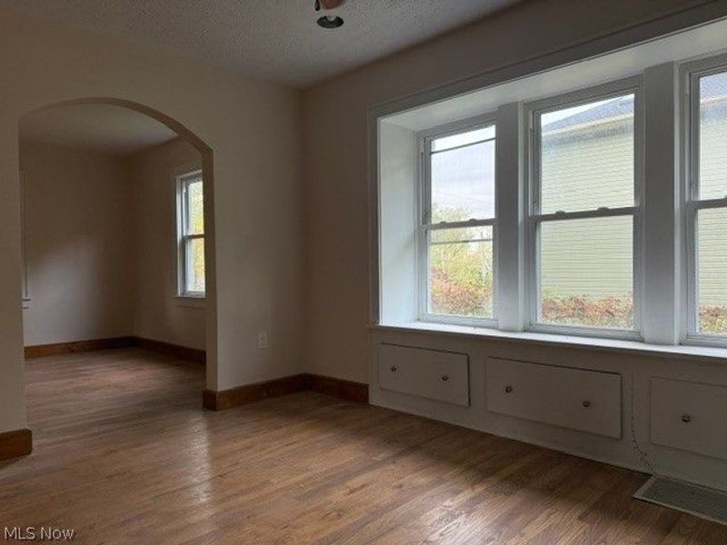 2825 S Main Street, Akron, OH 44319 Photo 5