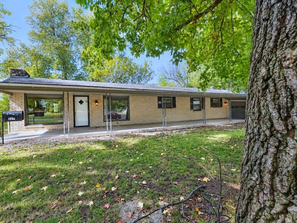 527 N Alexander Avenue , Republic, MO 65738