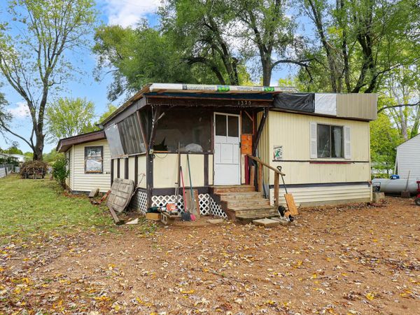 1325 W Mill Street , Buffalo, MO 65622