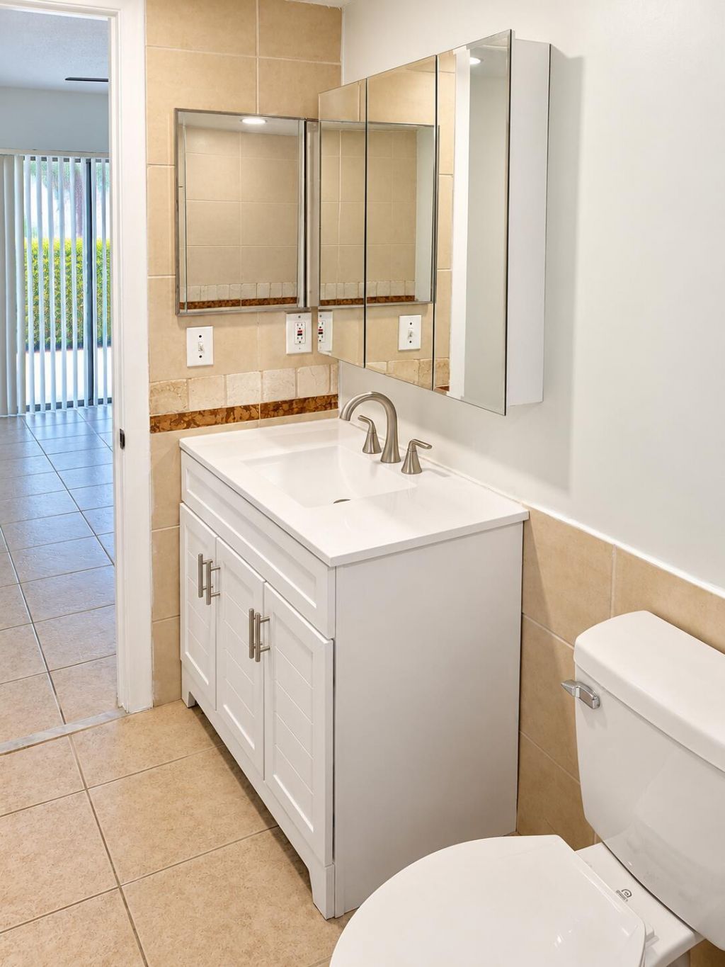 18286 Mediterranean Boulevard, Unit 202, Hialeah, FL 33015 Photo