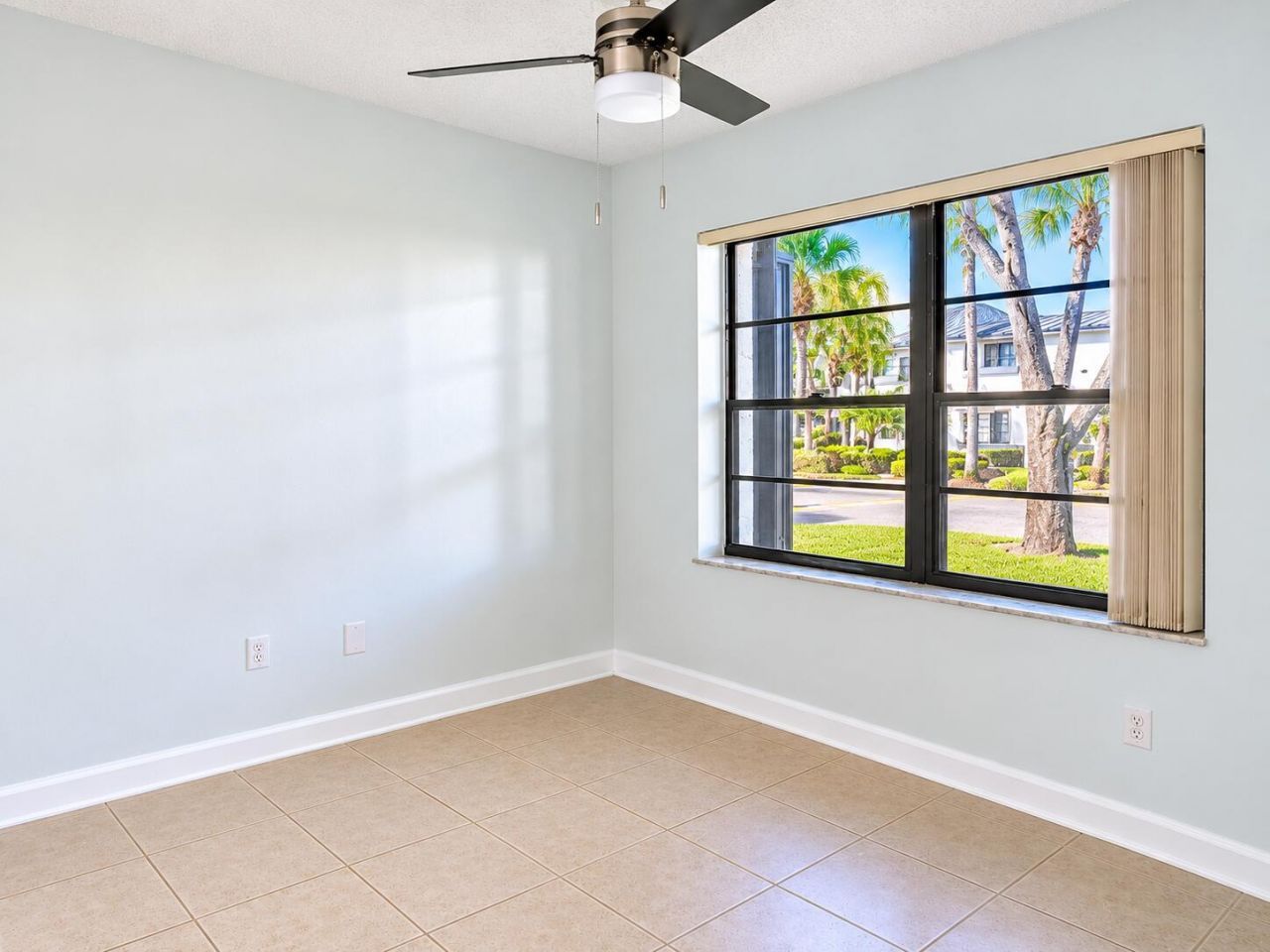 18286 Mediterranean Boulevard, Unit 202, Hialeah, FL 33015 Photo