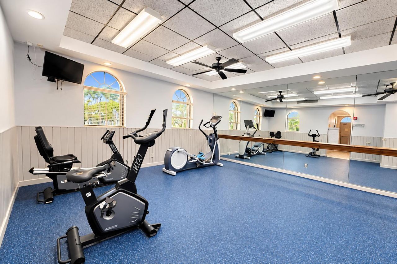 18286 Mediterranean Boulevard, Unit 202, Hialeah, FL 33015 Photo