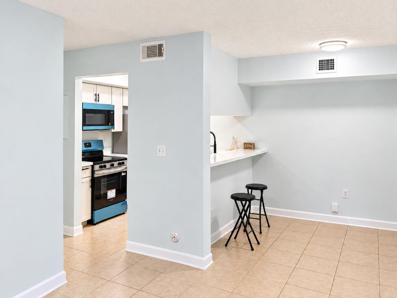 18286 Mediterranean Boulevard, Unit 202, Hialeah, FL 33015 Photo