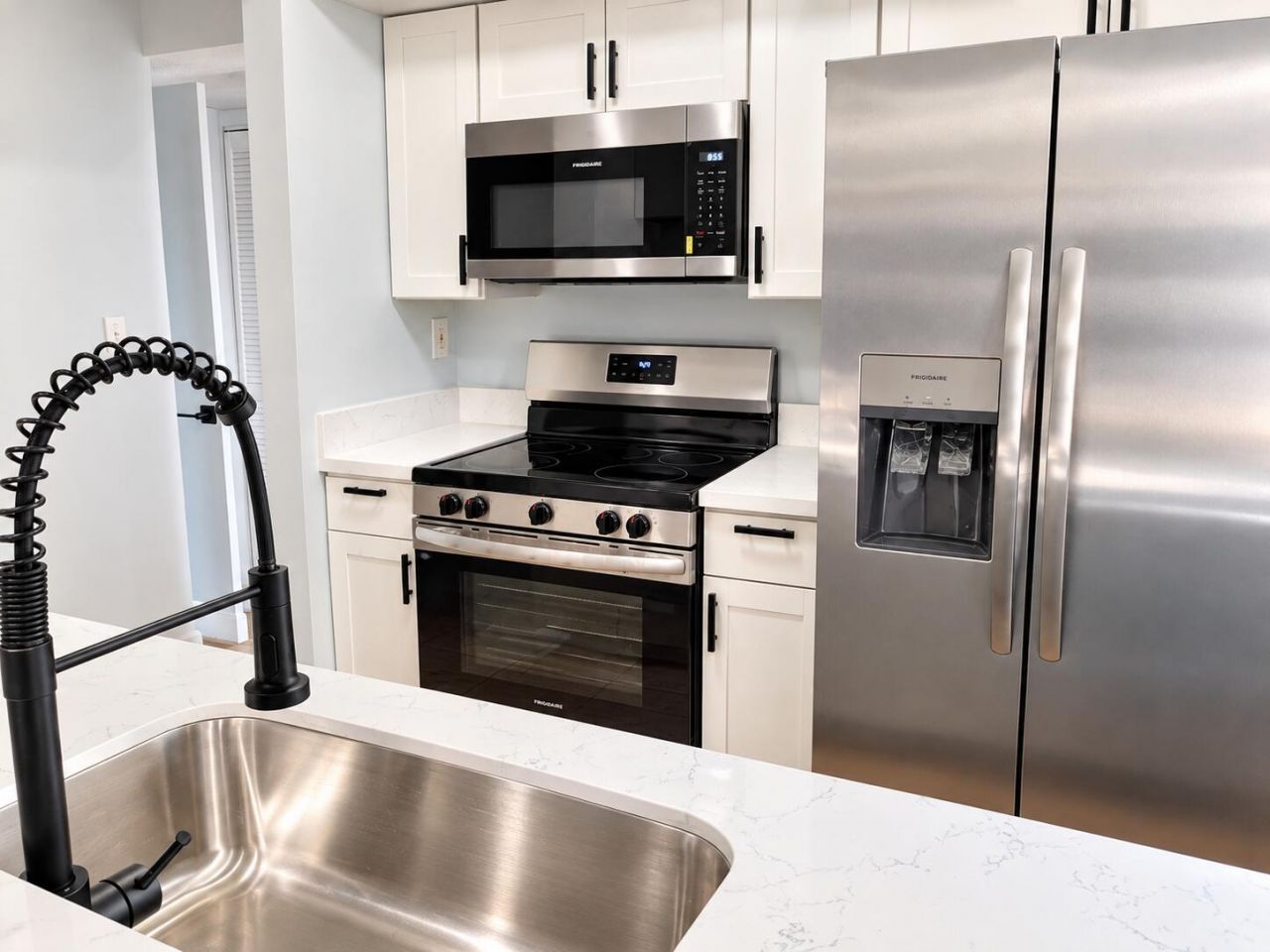 18286 Mediterranean Boulevard, Unit 202, Hialeah, FL 33015 Photo