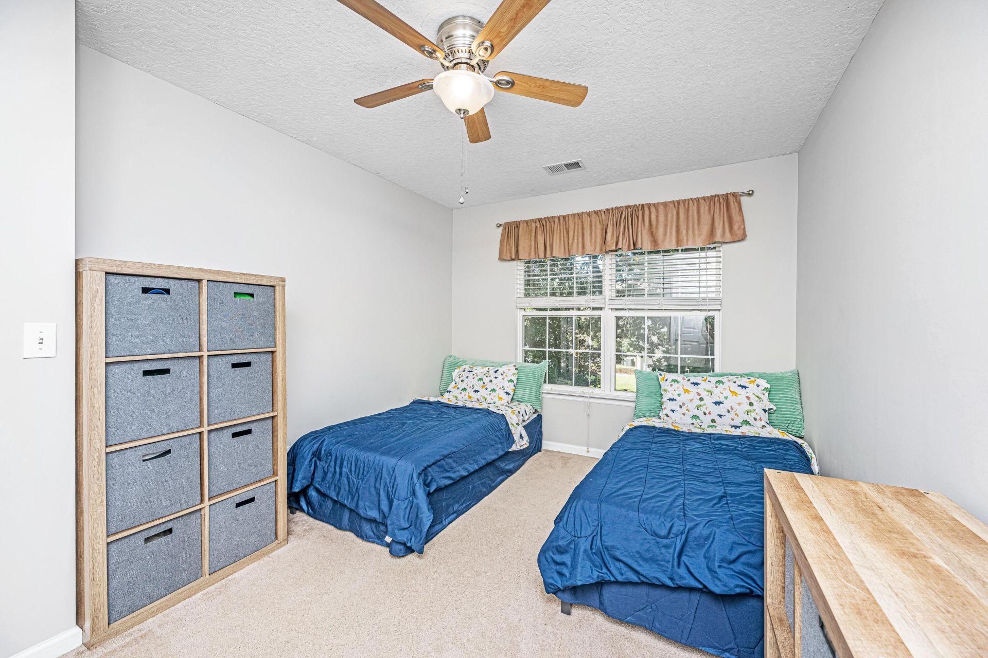 7871 Park Gate Drive Photo 27