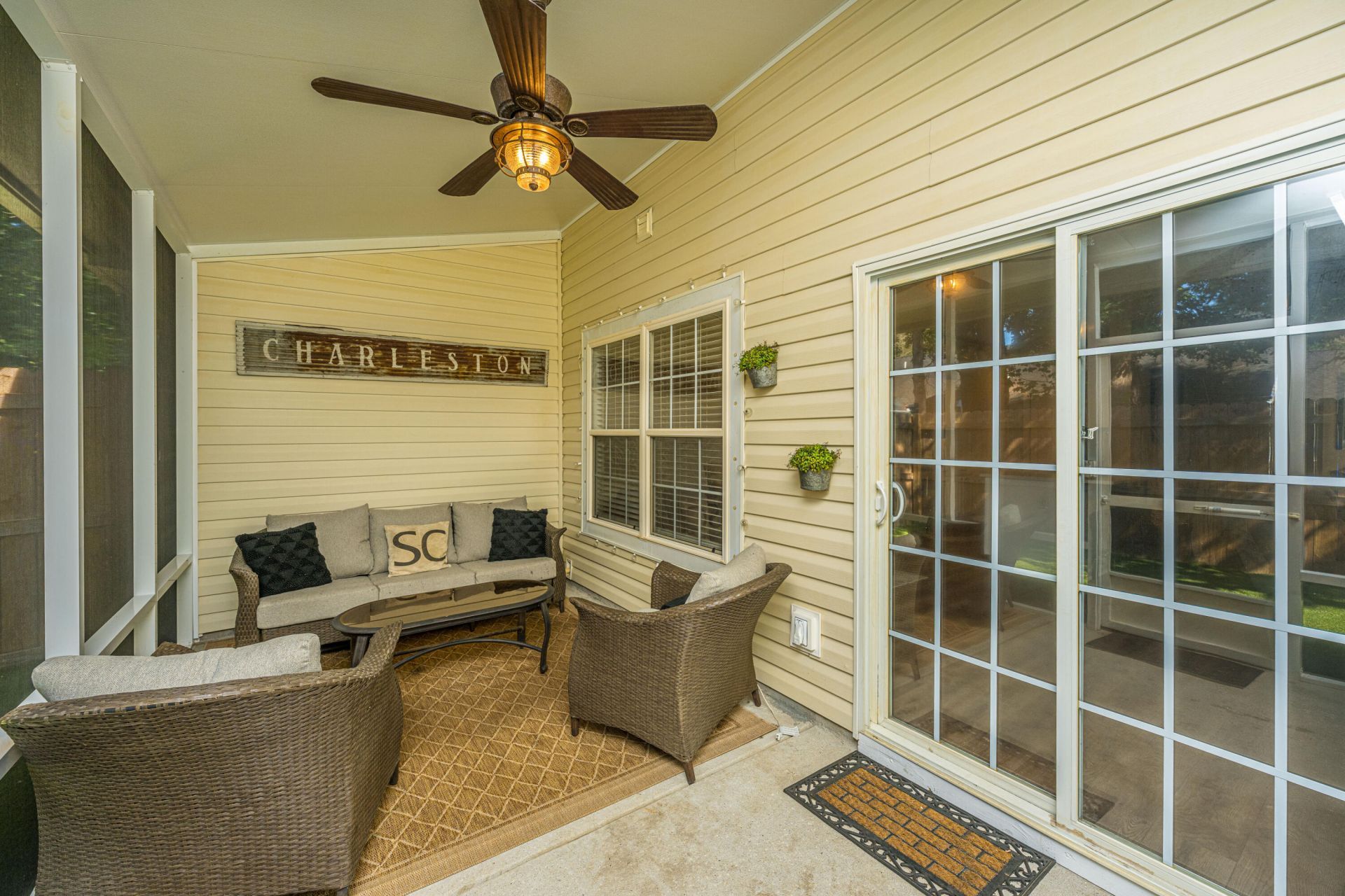 7871 Park Gate Drive Photo 35