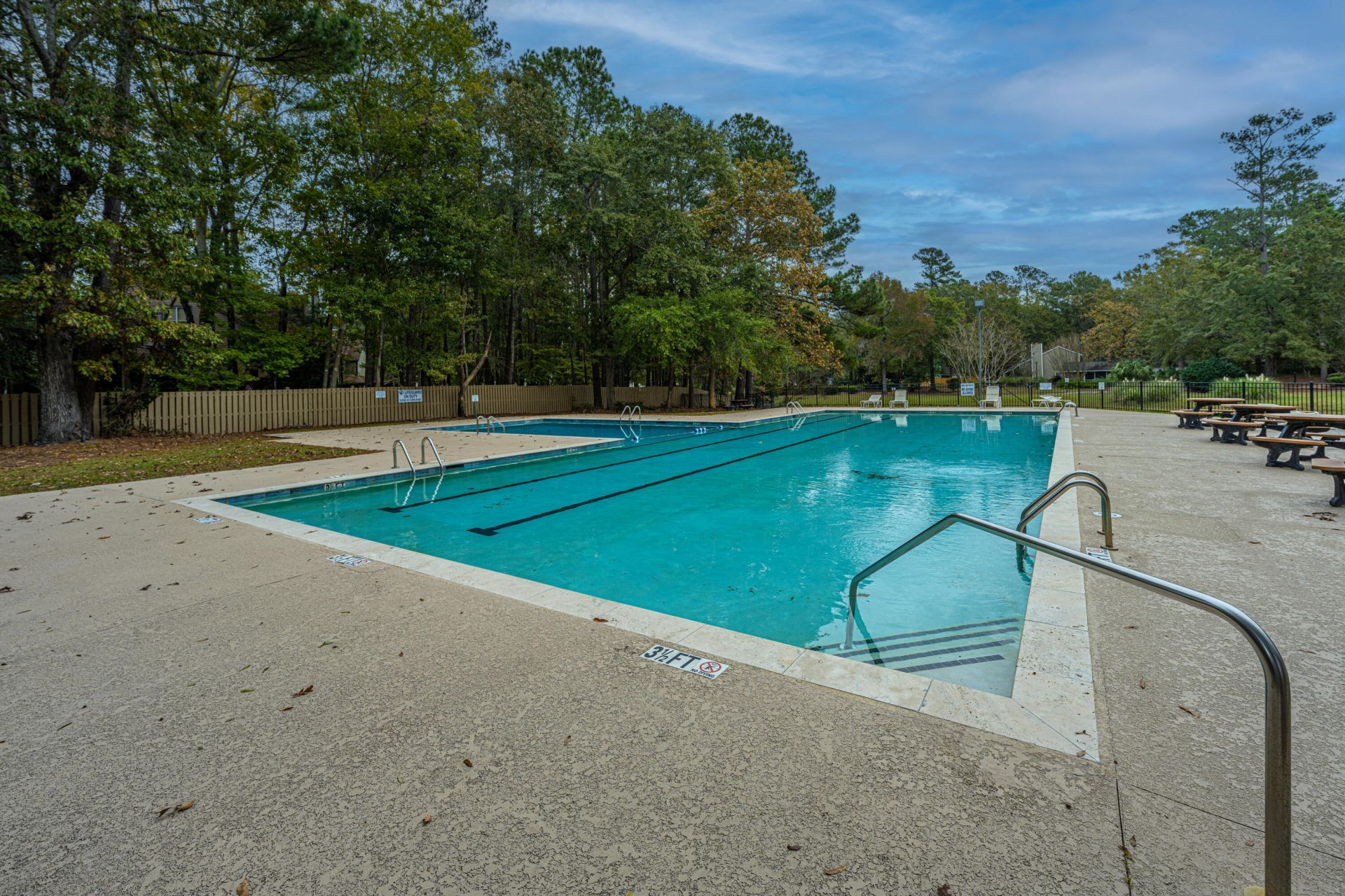 7871 Park Gate Drive Photo 47