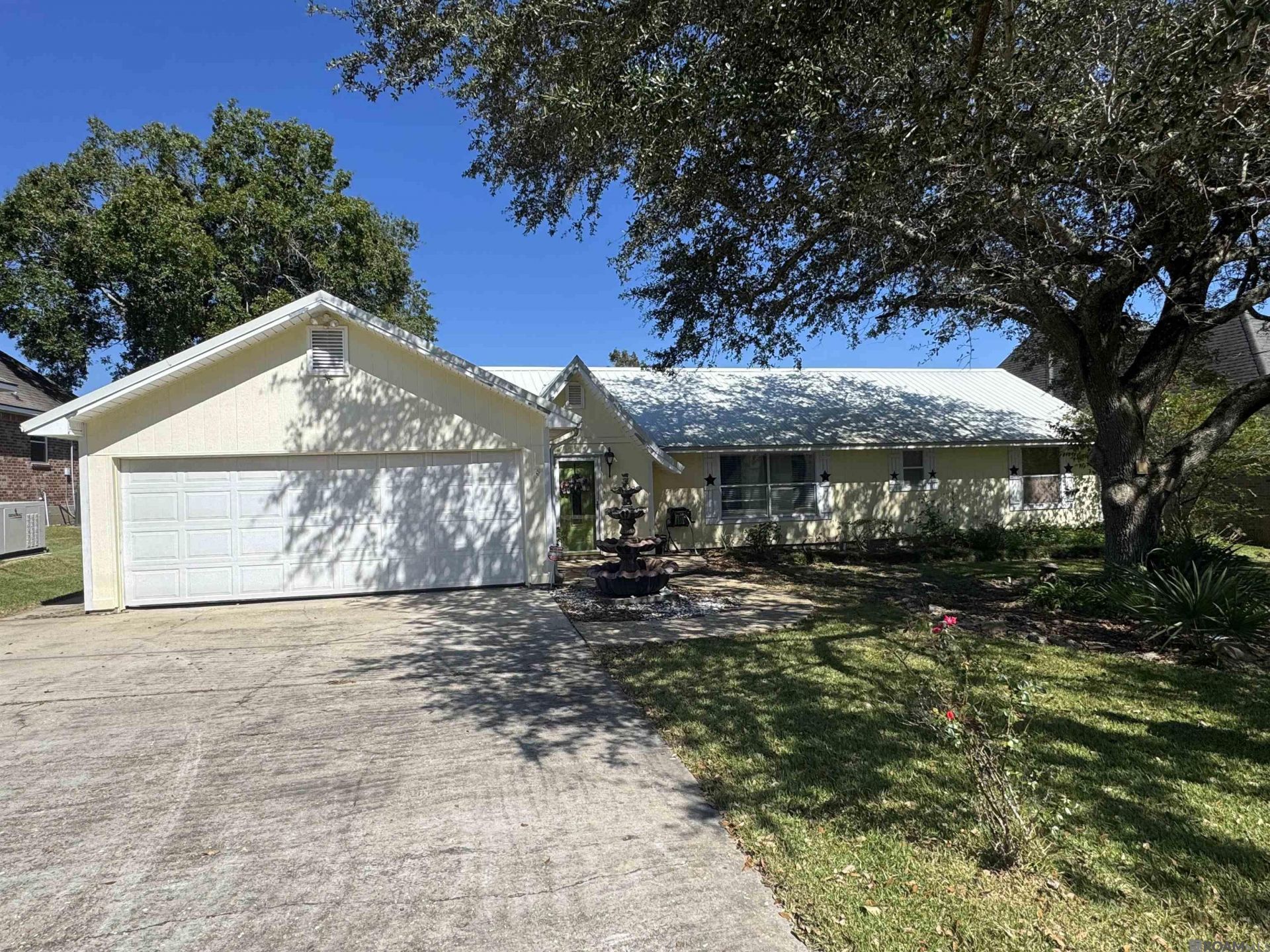 14092 Bayou Terrace Dr, Saint Amant, LA 70774 Main Photo