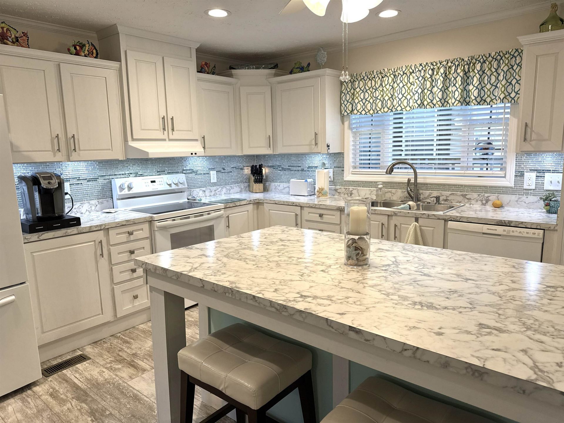 9700 Kings Rd.  Photo 11