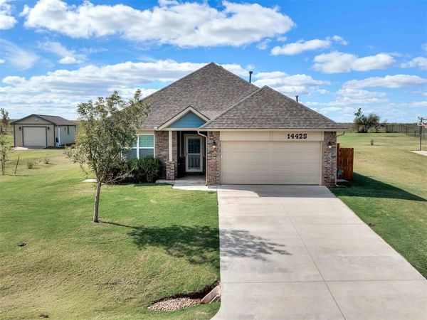 14425 Meadow Ridge Lane, Edmond, OK 73025