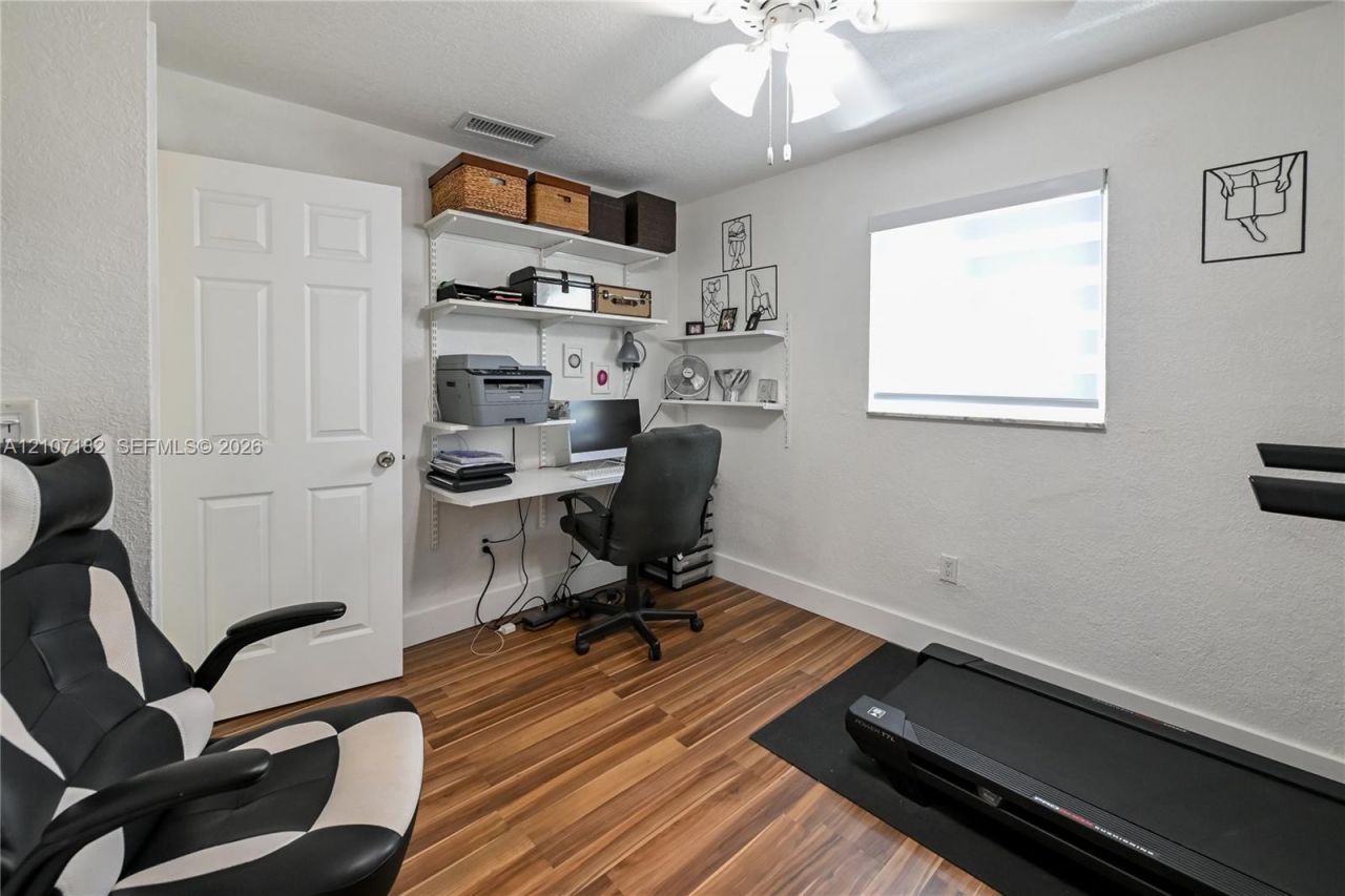 8115 W 8th Ct, Hialeah, FL 33014 Photo