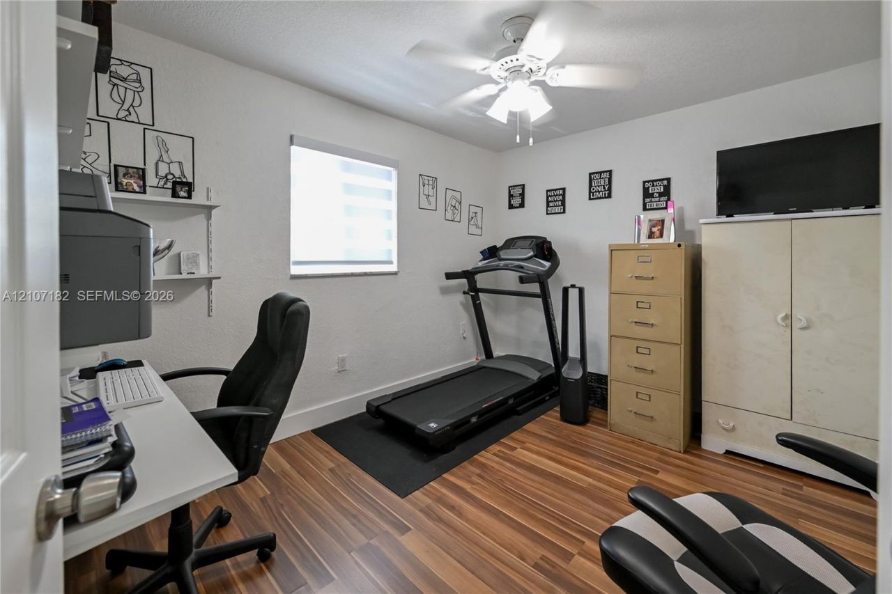 8115 W 8th Ct, Hialeah, FL 33014 Photo