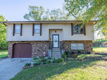 2301 Lynch Avenue, Auburn, NE 68305