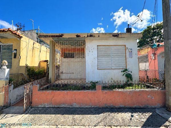 158 ANDRÉS ARUS RIVERA, Carolina, PR 00985
