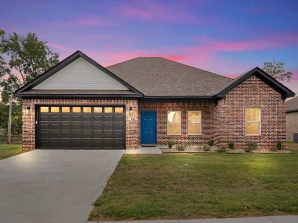 105 Christian Lane , Cabot, AR 72023