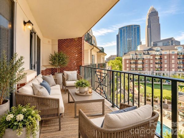 300 5th Street W, Unit 548, Charlotte, NC 28202
