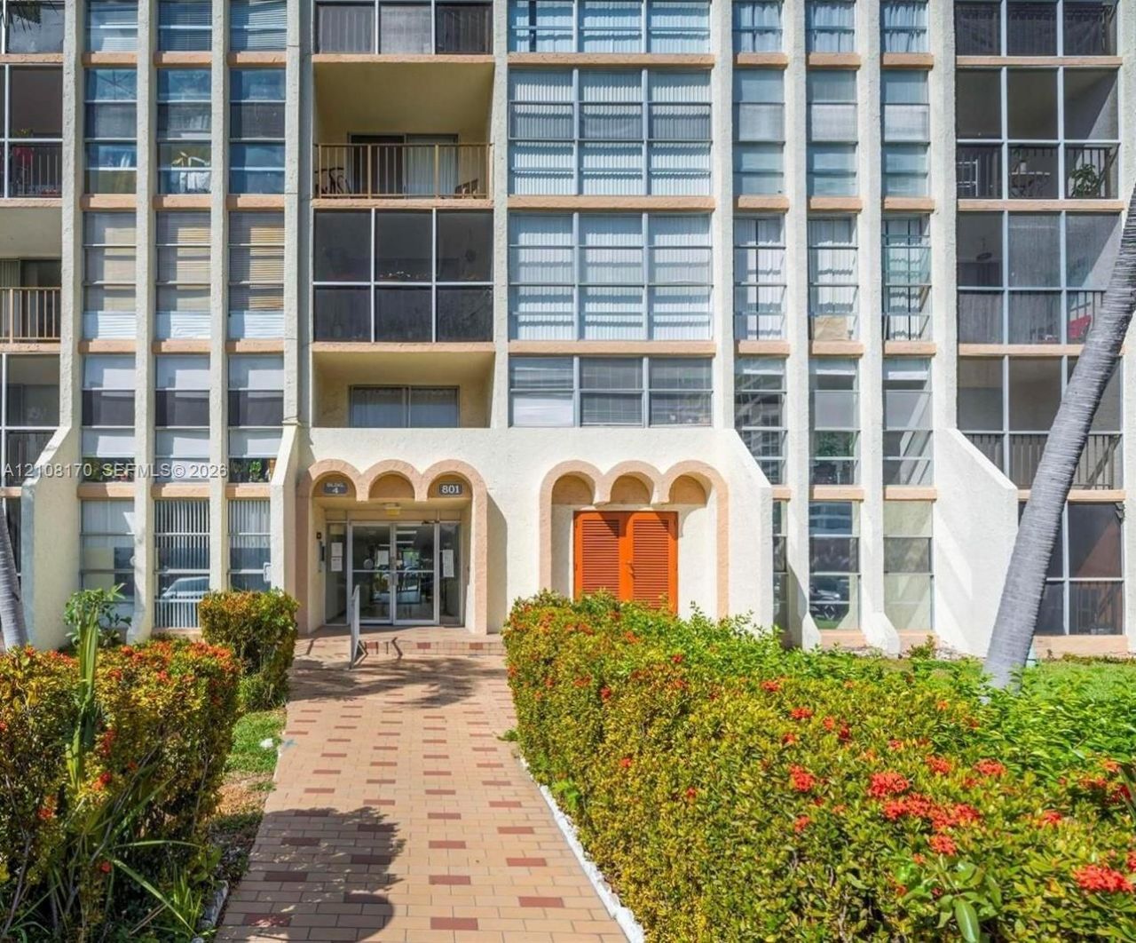 801 Three Islands Blvd , Unit 108, Hallandale Beach, FL 33009 Photo