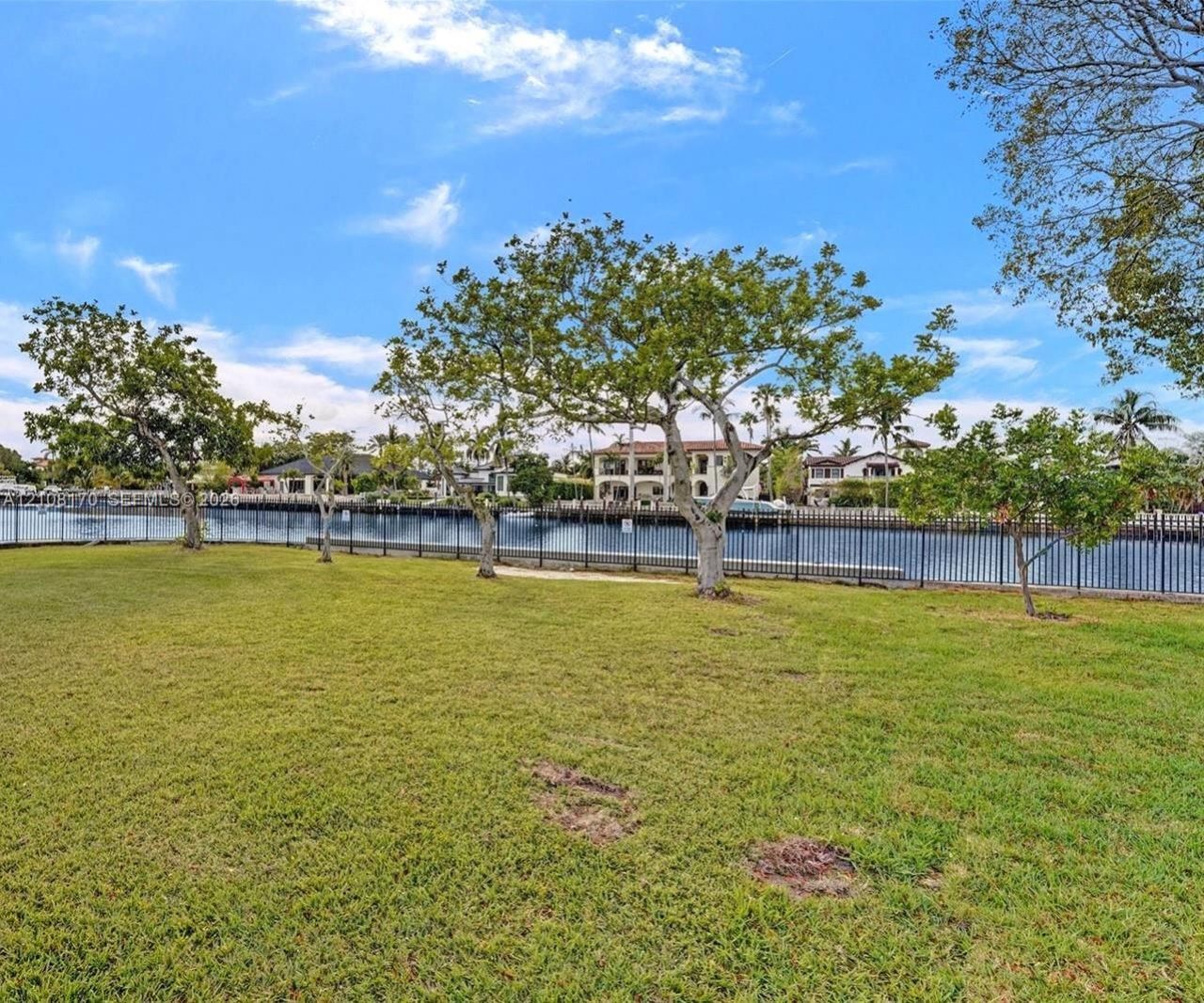 801 Three Islands Blvd , Unit 108, Hallandale Beach, FL 33009 Photo
