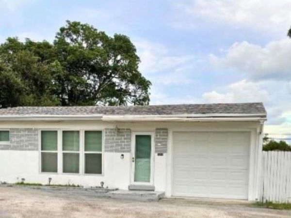 4536 SW 24th Ave , Dania Beach, FL 33312