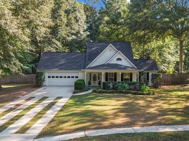 692 Willow Dell Drive, Senoia, GA 30276