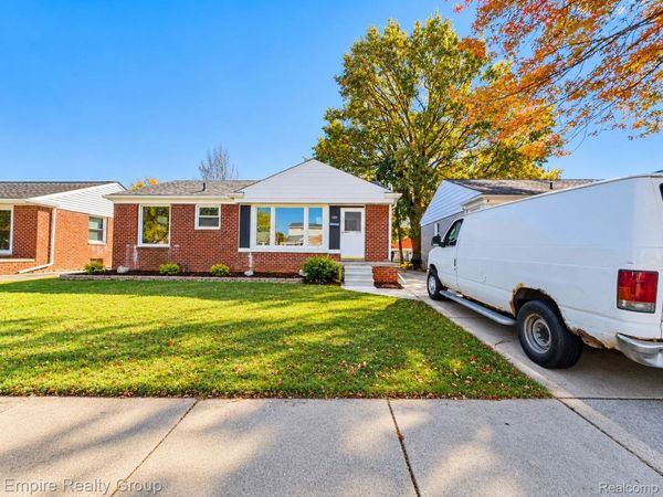 1765 Kings Highway, Lincoln Park, Mi 48146