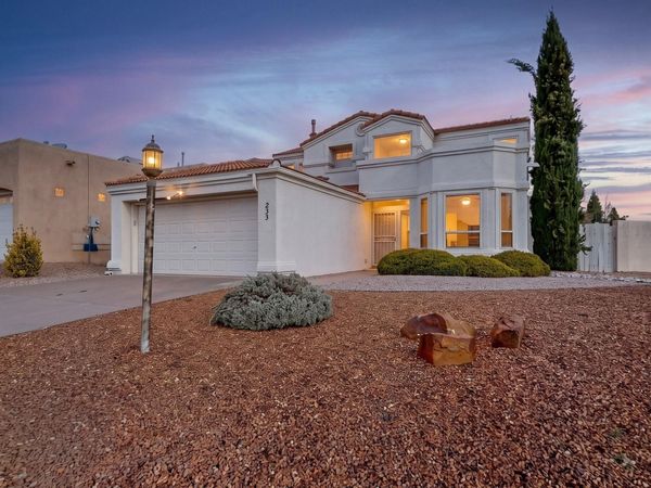 233 Nicklaus Drive SE, Rio Rancho, NM 87124