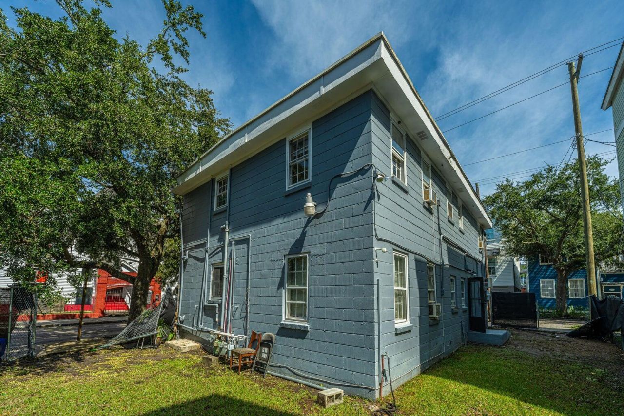 113 America Street Photo 11