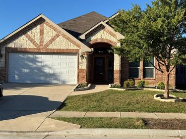 3953 Hollow Lake Road, Fort Worth, TX 76262