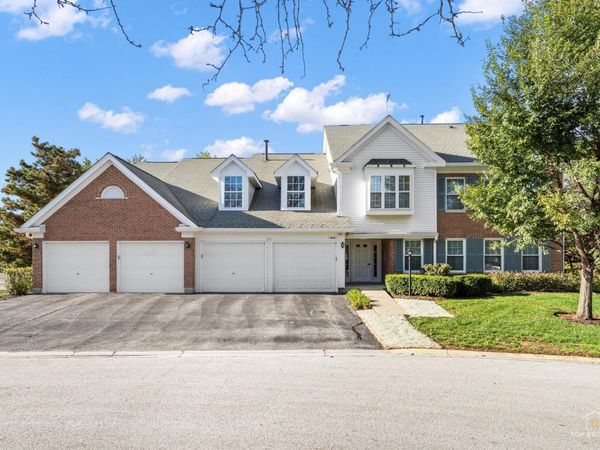 816 Butternut Lane , Unit A, Mount Prospect, IL 60056