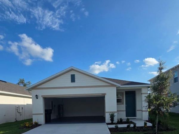 8560 MADRID STREET , LAKELAND, FL 33810
