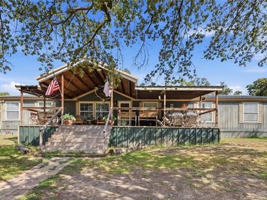 5540 County Road 334 , Blanket, TX 76432
