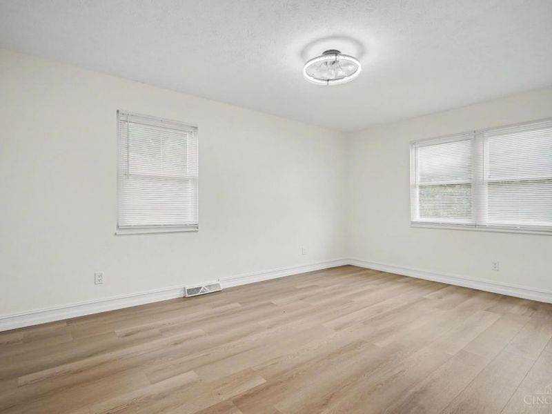 1105 Inner Circle Drive, Forest Park, OH 45240 Photo 20