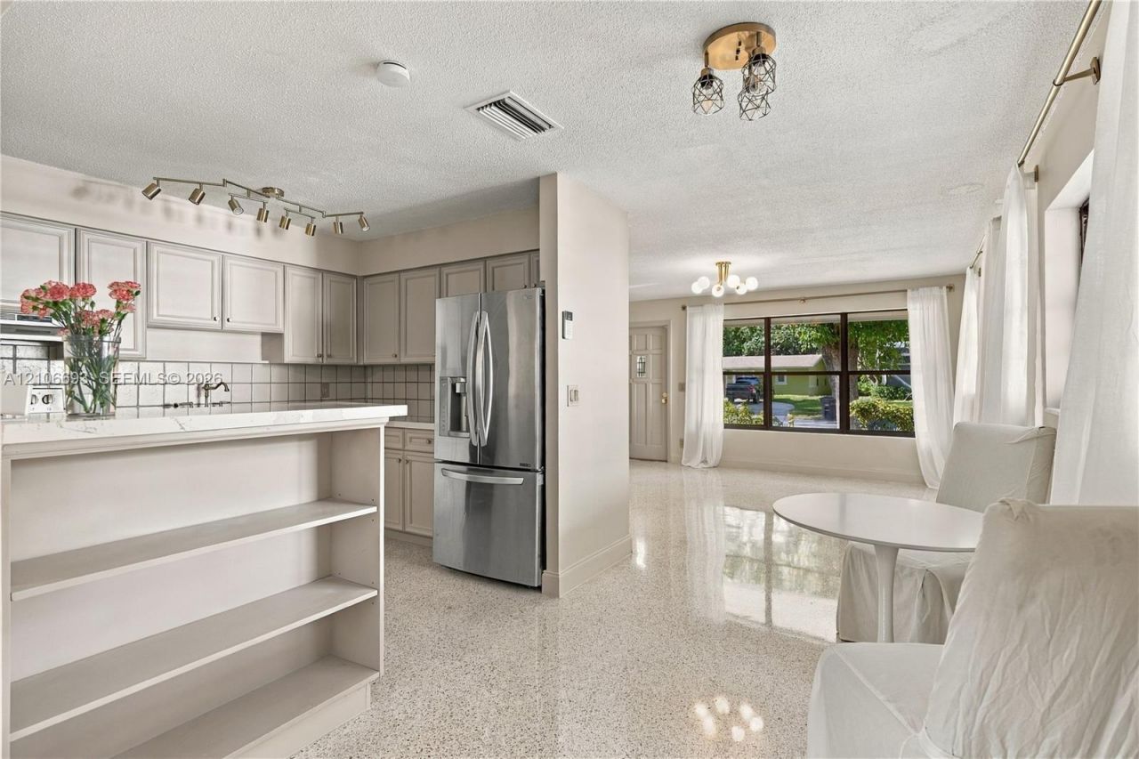 1459 42nd St, West Palm Beach, FL 33407 Photo