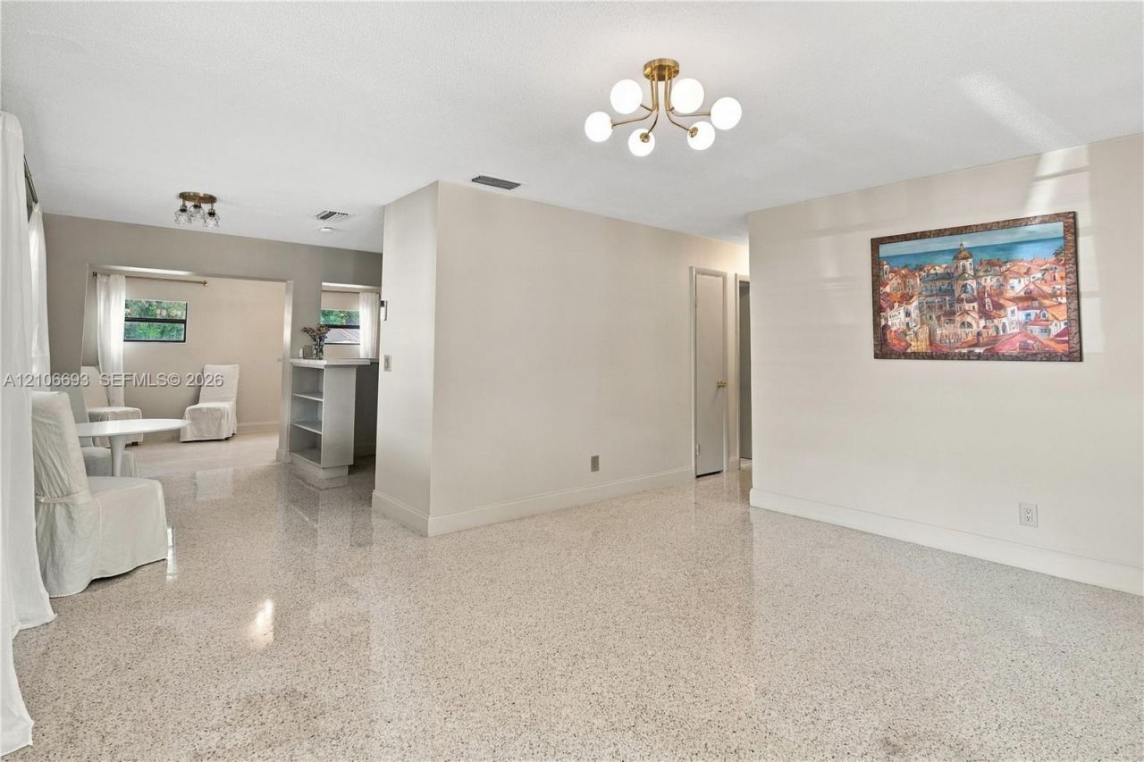 1459 42nd St, West Palm Beach, FL 33407 Photo