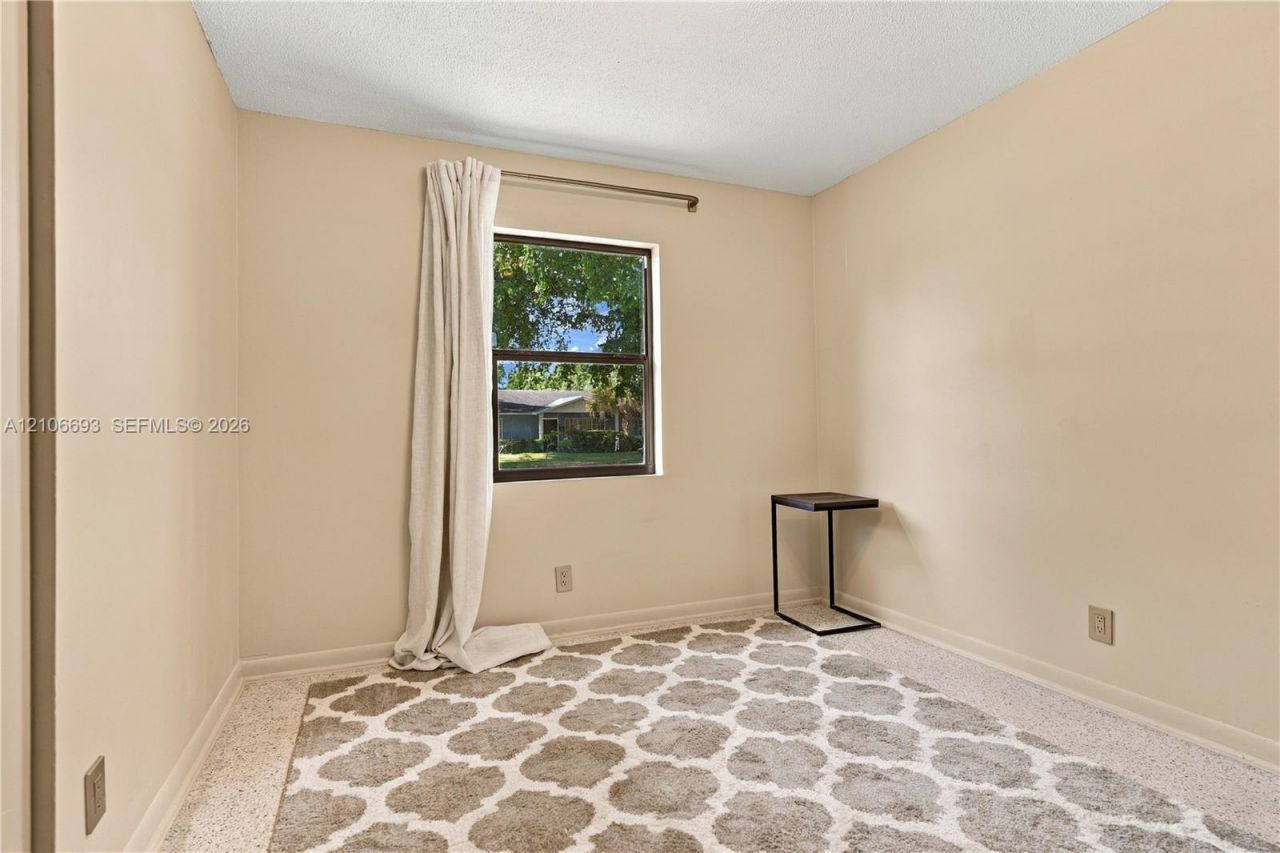 1459 42nd St, West Palm Beach, FL 33407 Photo
