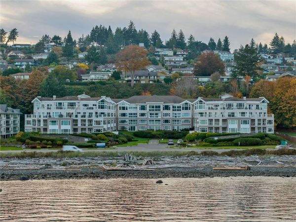 350 Island Hwy S, Unit #217, Campbell River, BC V9W 1A5