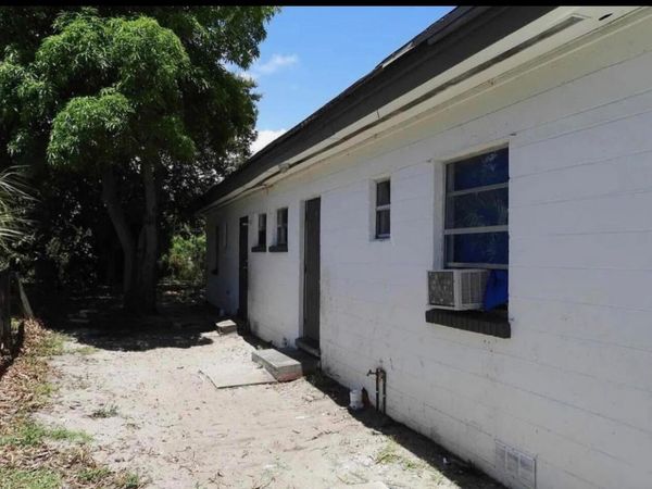 513 N 12TH N Street, Fort Pierce, FL 34950