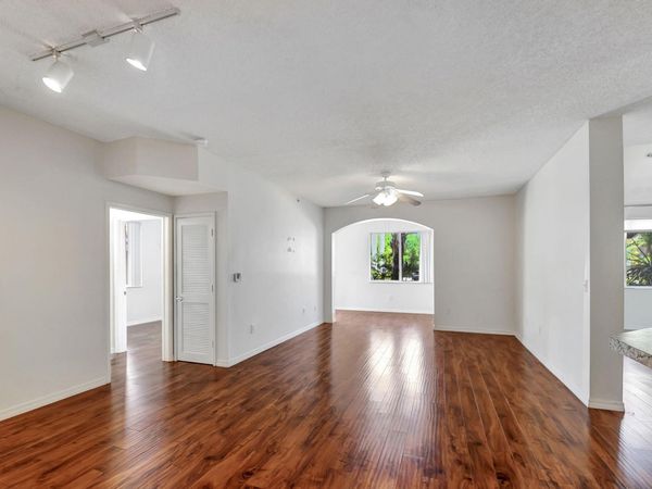 1200 Scotia Drive, Unit 107, Hypoluxo, FL 33462