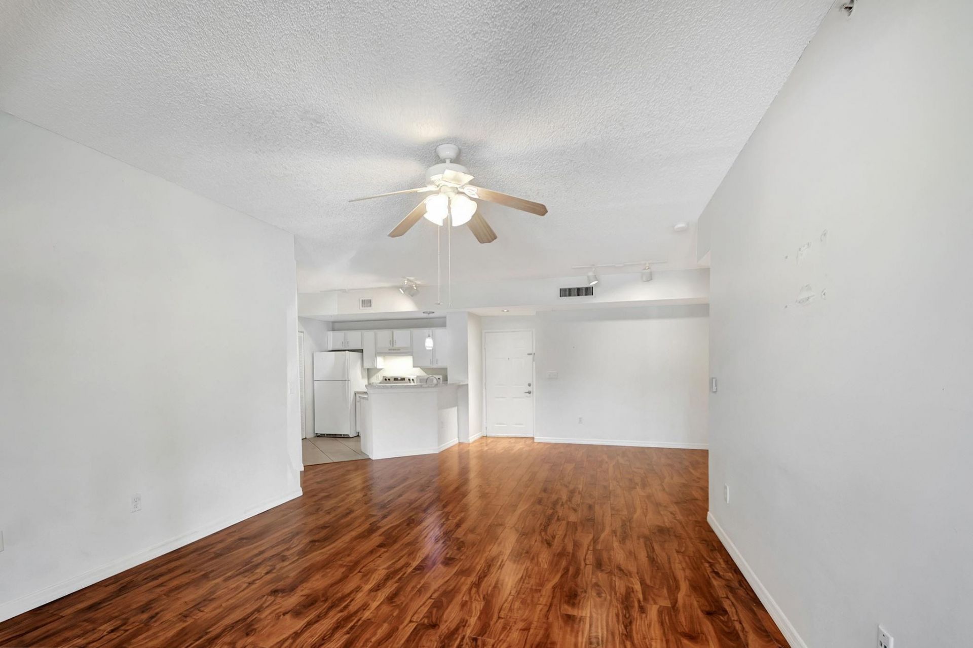 1200 Scotia Drive, Unit 107, Hypoluxo, FL 33462 Photo