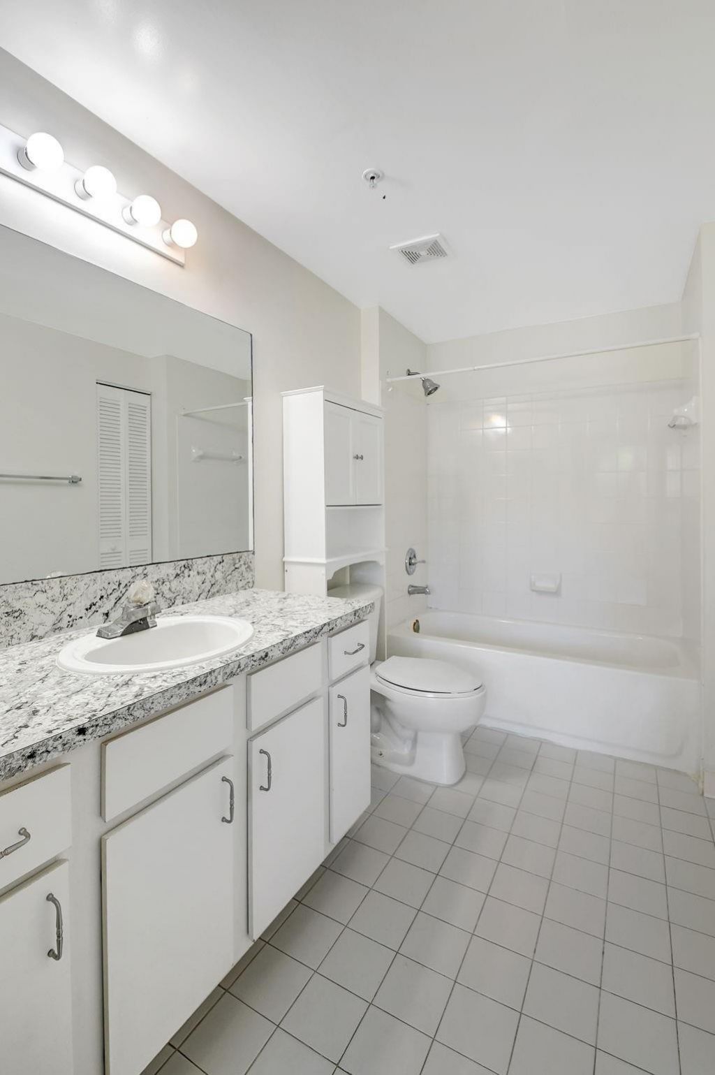 1200 Scotia Drive, Unit 107, Hypoluxo, FL 33462 Photo