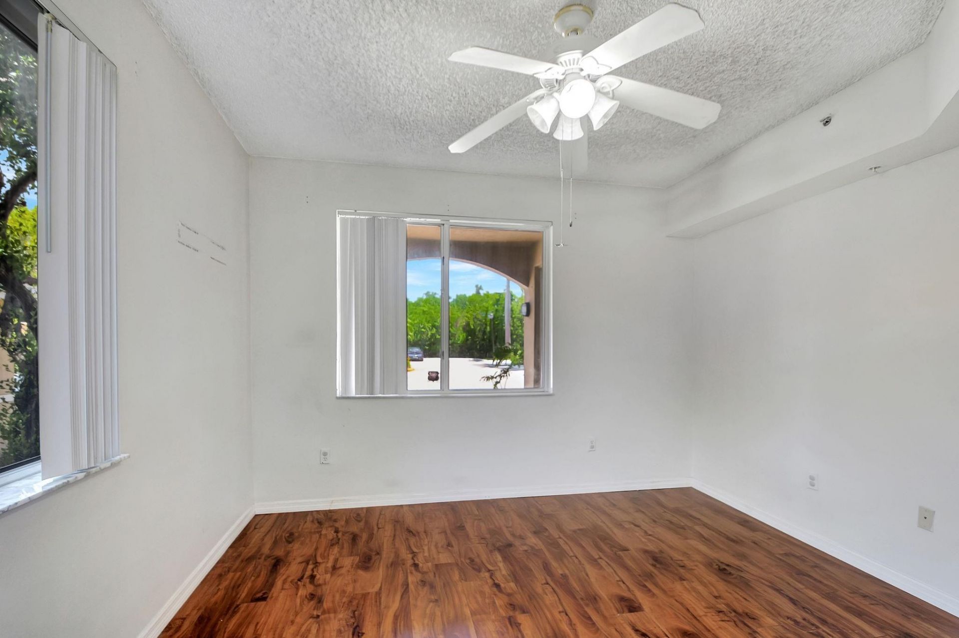 1200 Scotia Drive, Unit 107, Hypoluxo, FL 33462 Photo