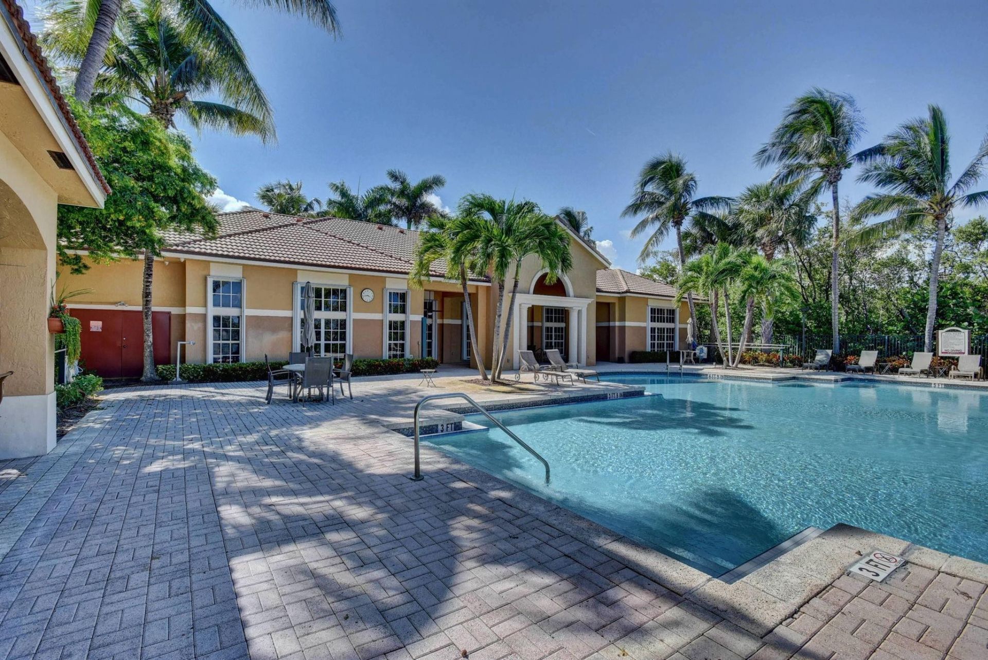 1200 Scotia Drive, Unit 107, Hypoluxo, FL 33462 Photo