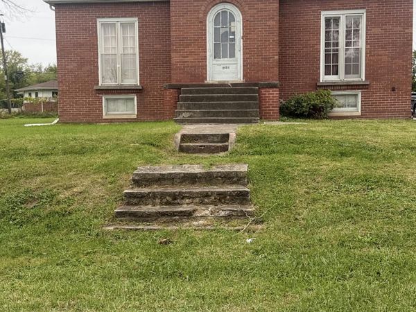 5628 Washington Street, Merrillville, IN 46410
