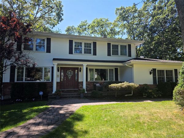 2 Deerfield Drive , Lake Grove, NY 11755